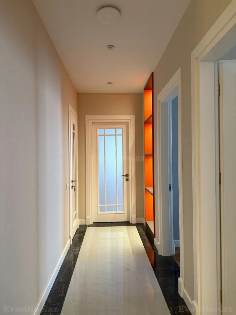 Kirayə verilir 4 otaqlı Mənzil Yeni tikili 250 m² Xətai r. - şəkil 9