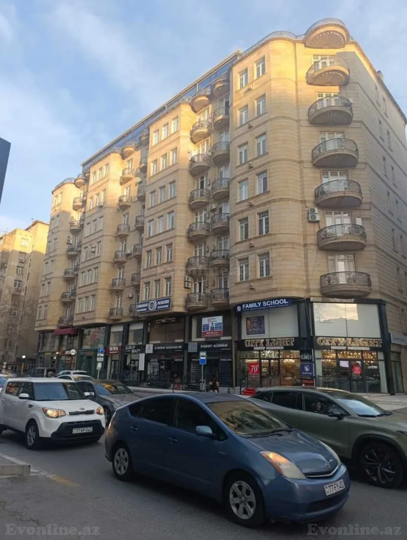 Satılır 3 otaqlı Mənzil Yeni tikili 150 m² Nərimanov r. - şəkil 4