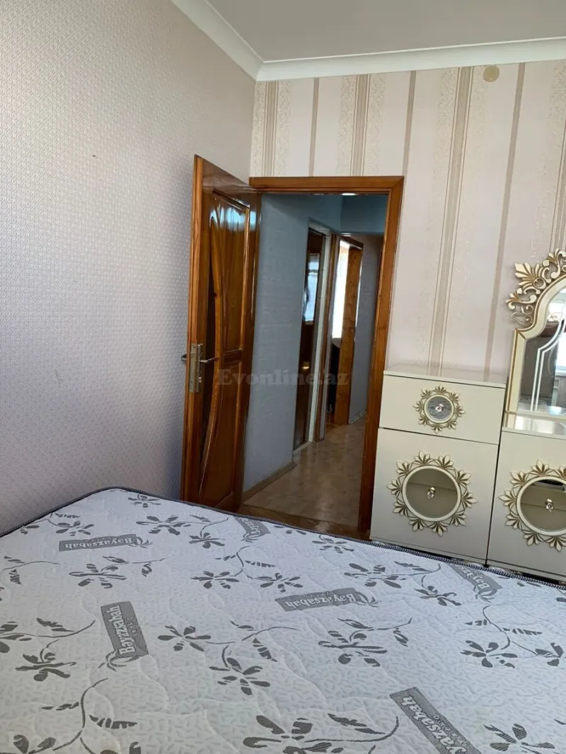 Kirayə verilir 2 otaqlı Mənzil Köhnə tikili 60 m² Suraxanı r. - şəkil 4