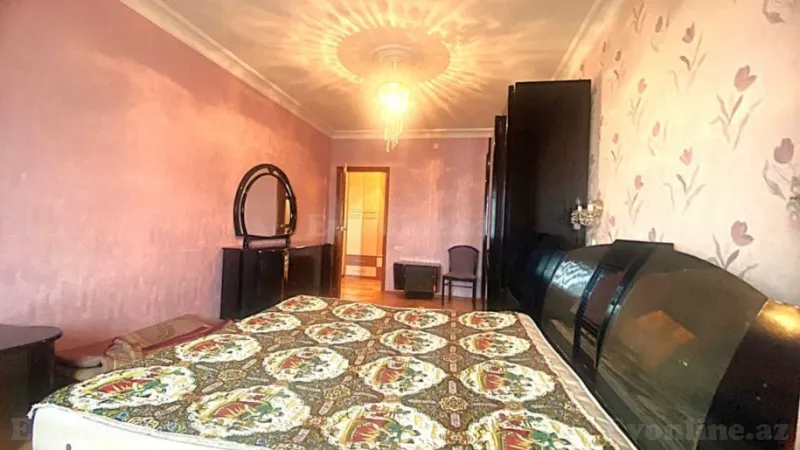 Satılır 4 otaqlı Mənzil Köhnə tikili 115 m² Elmlər Akademiyası m. - şəkil 5