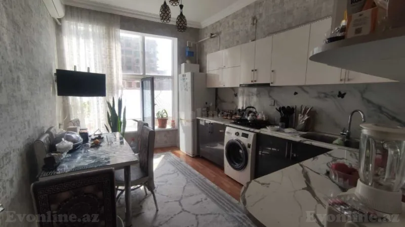 Satılır 2 otaqlı Mənzil Yeni tikili 74 m² 28 May m. - şəkil 5
