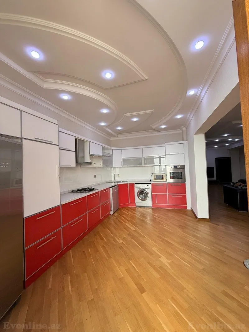 Satılır 5 otaqlı Mənzil Yeni tikili 220 m² Elmlər Akademiyası m. - şəkil 13