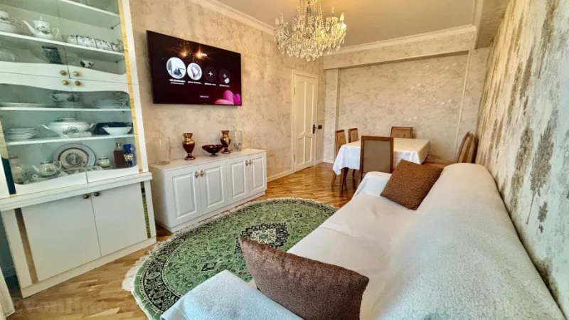 Satılır 3 otaqlı Mənzil Köhnə tikili 70 m² Nərimanov r.