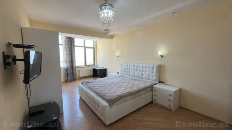 Satılır 4 otaqlı Mənzil Yeni tikili 212 m² Nizami m. - şəkil 10