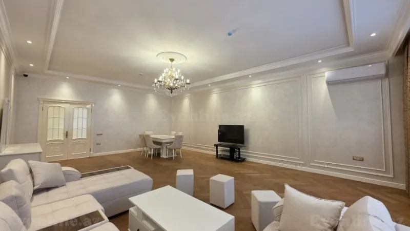 Kirayə verilir 3 otaqlı Mənzil Yeni tikili 170 m² Gənclik m. - şəkil 6