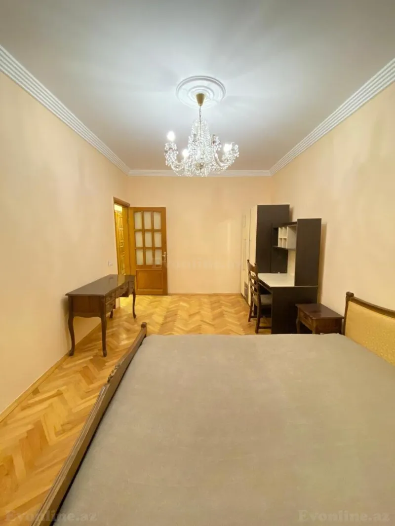 Kirayə verilir 3 otaqlı Mənzil Köhnə tikili 80 m² 8-ci mikrorayon - şəkil 4