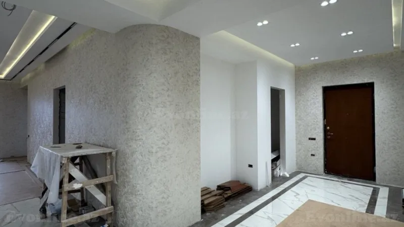 Satılır 4 otaqlı Mənzil Yeni tikili 210 m² 28 May m. - şəkil 6