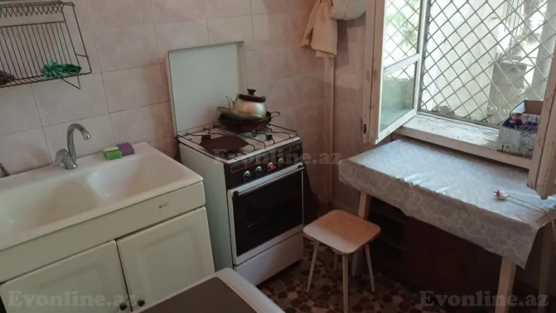 Kirayə verilir 1 otaqlı Mənzil Köhnə tikili 35 m² 28 May m. - şəkil 9