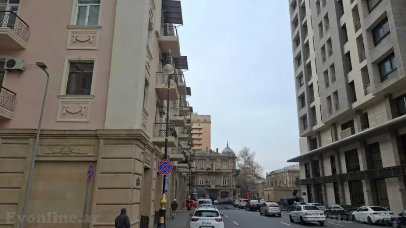 Satılır 3 otaqlı Mənzil Köhnə tikili 80 m² Sahil m. - şəkil 9