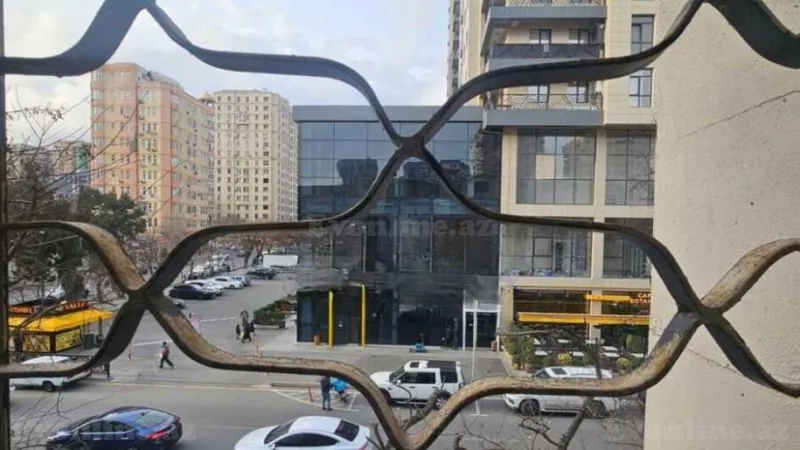 Satılır 3 otaqlı Mənzil Köhnə tikili 80 m² Nəsimi r. - şəkil 7