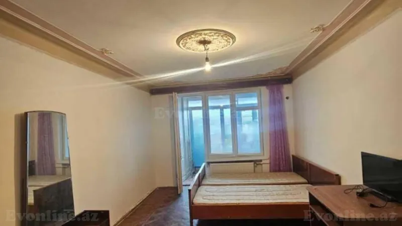 Satılır 3 otaqlı Mənzil Köhnə tikili 80 m² Nəsimi r. - şəkil 11