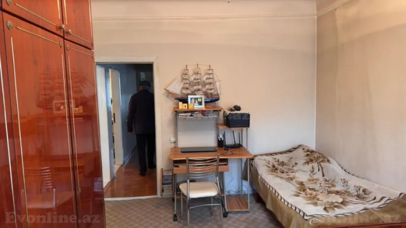 Kirayə verilir 4 otaqlı Mənzil Köhnə tikili 80 m² Yeni Yasamal - şəkil 12