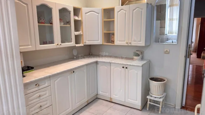 Kirayə verilir 4 otaqlı Mənzil Köhnə tikili 80 m² Yeni Yasamal - şəkil 16