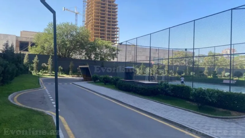 Satılır 4 otaqlı Mənzil Yeni tikili 225 m² 8 Noyabr m. - şəkil 3