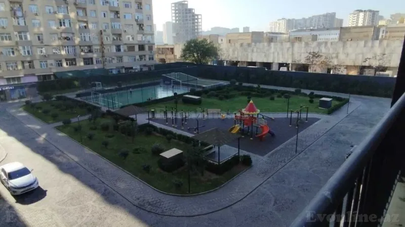 Satılır 4 otaqlı Mənzil Yeni tikili 225 m² 8 Noyabr m. - şəkil 4