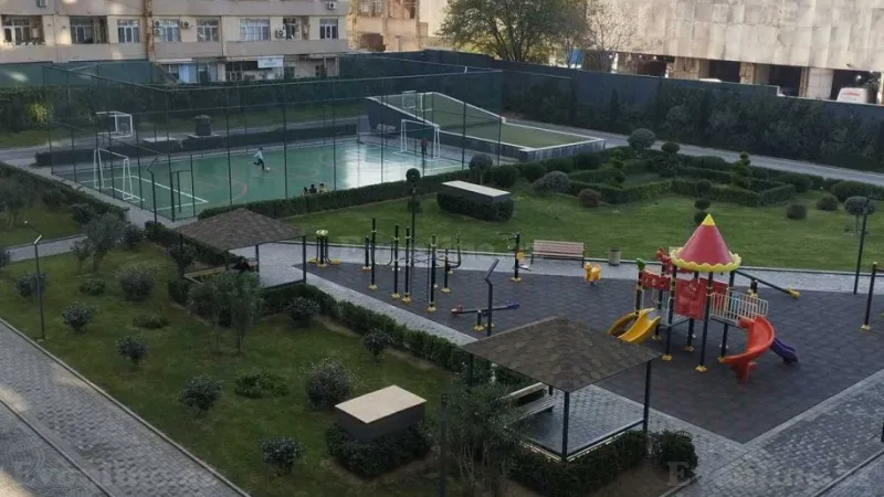 Satılır 4 otaqlı Mənzil Yeni tikili 225 m² 8 Noyabr m. - şəkil 5