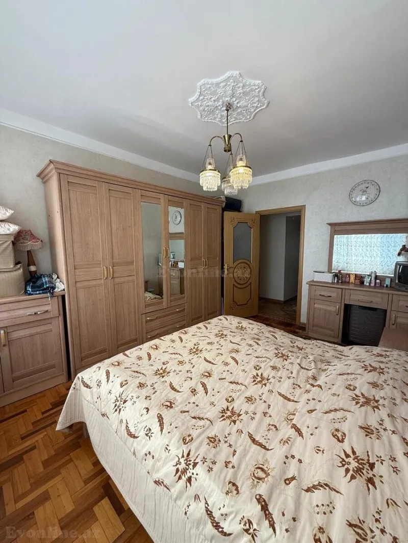 Satılır 3 otaqlı Mənzil Köhnə tikili 75 m² Xətai r. - şəkil 6