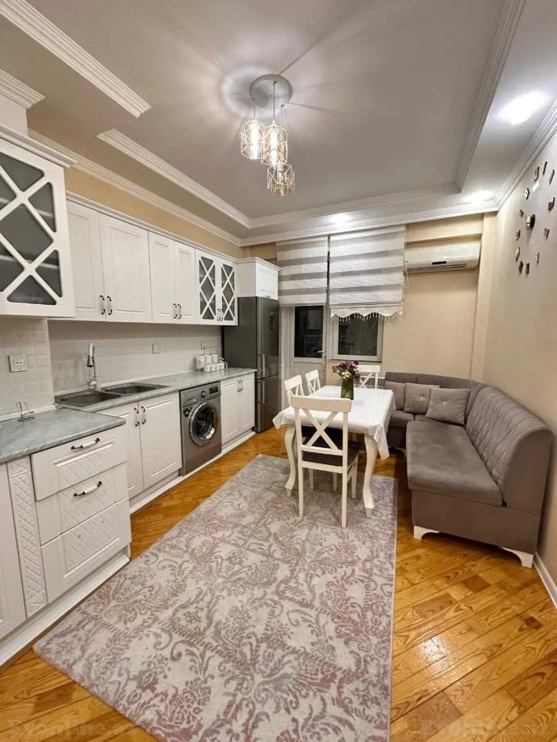 Satılır 2 otaqlı Mənzil Yeni tikili 78 m² İnşaatçılar m.