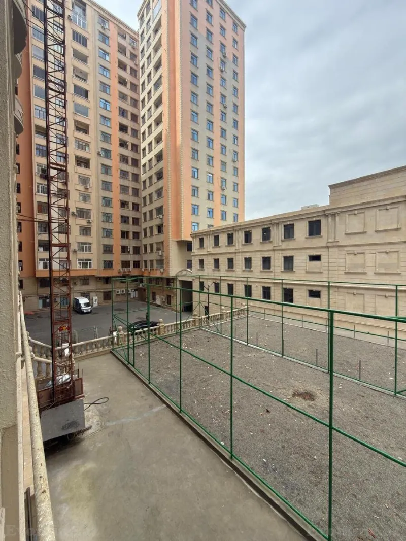 Satılır 3 otaqlı Mənzil Yeni tikili 75 m² 28 May m. - şəkil 22