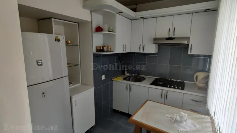 Kirayə verilir 1 otaqlı Mənzil Köhnə tikili 40 m² İçərişəhər m. - şəkil 2