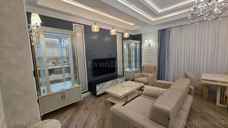 3 otaqlı Mənzil 120 m² Xətai r. Kirayə verilir