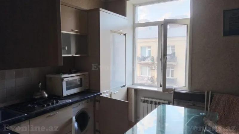 Satılır 2 otaqlı Mənzil Köhnə tikili 62 m² Xətai m. - şəkil 6