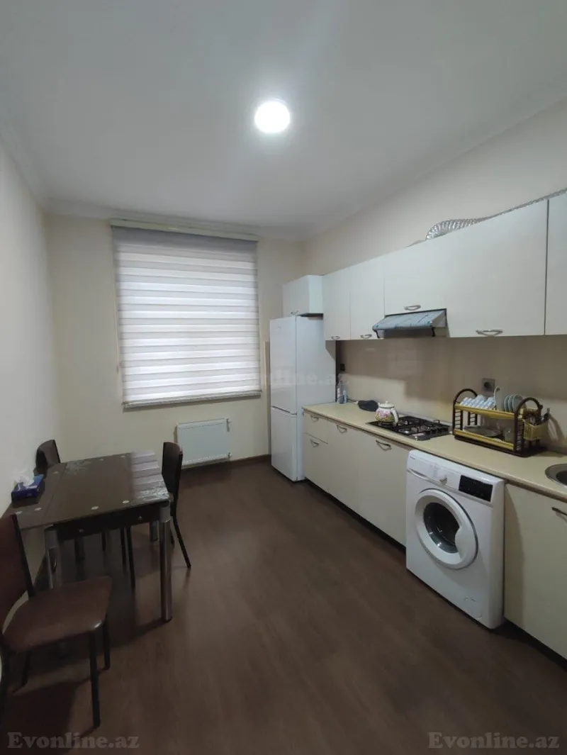 4 otaqlı Mənzil 120 m² Yasamal Satılır