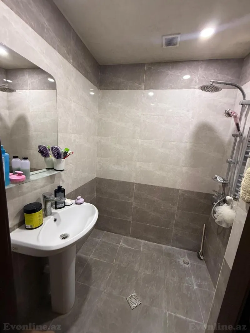 Satılır 3 otaqlı Mənzil Yeni tikili 85 m² Yasamal r. - şəkil 12