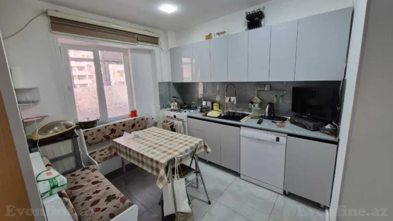 Satılır 3 otaqlı Mənzil Köhnə tikili 66 m² 28 May m. - şəkil 3