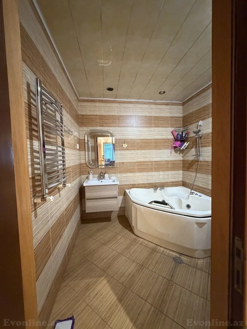 Satılır 2 otaqlı Mənzil Yeni tikili 90 m² İnşaatçılar m. - şəkil 3