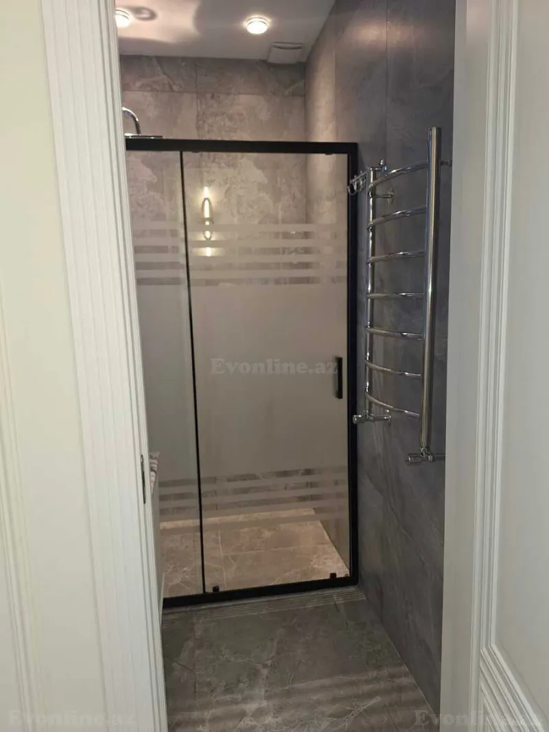 Satılır 2 otaqlı Mənzil Yeni tikili 80 m² 8-ci mikrorayon - şəkil 12