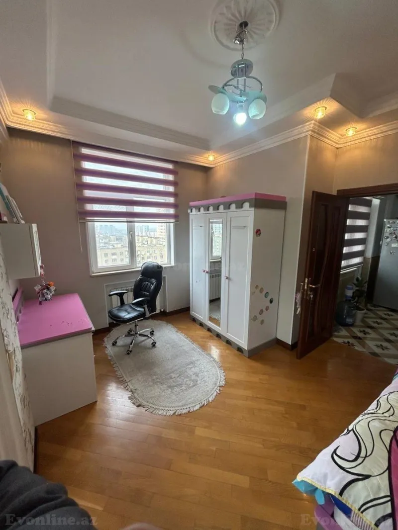 Satılır 3 otaqlı Mənzil Yeni tikili 127 m² Həzi Aslanov m. - şəkil 2