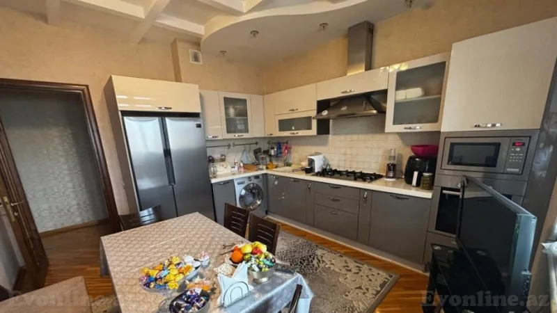 Satılır 3 otaqlı Mənzil Yeni tikili 137 m² 8 Noyabr m. - şəkil 11