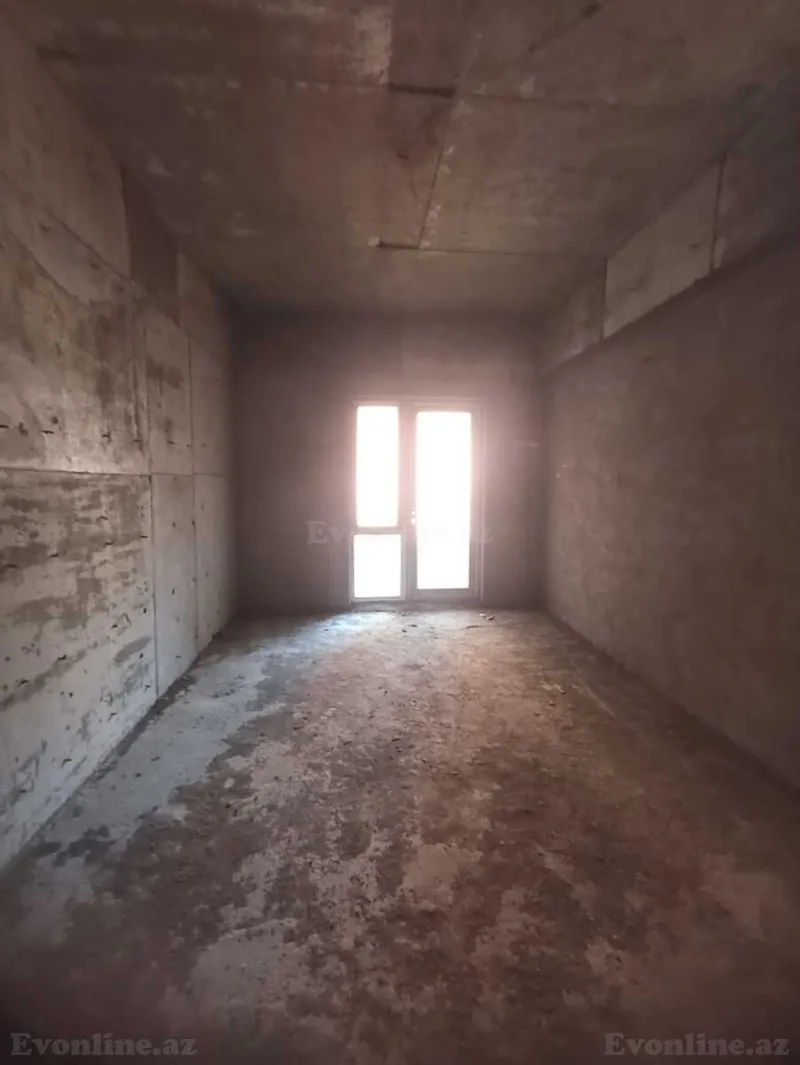 Satılır 4 otaqlı Mənzil Yeni tikili 175 m² 28 May m. - şəkil 3
