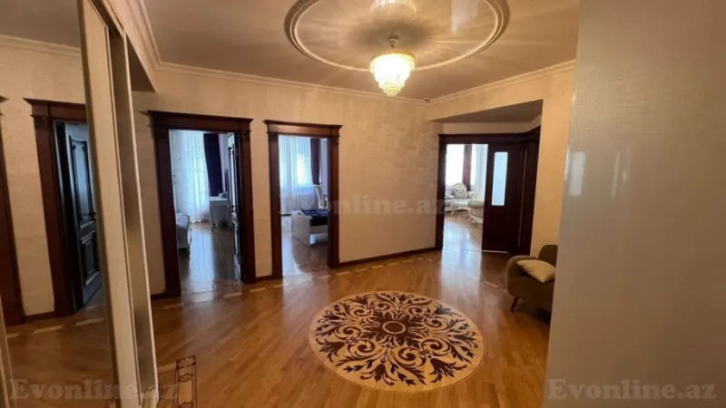 Satılır 4 otaqlı Mənzil Yeni tikili 192 m² 28 May m. - şəkil 6