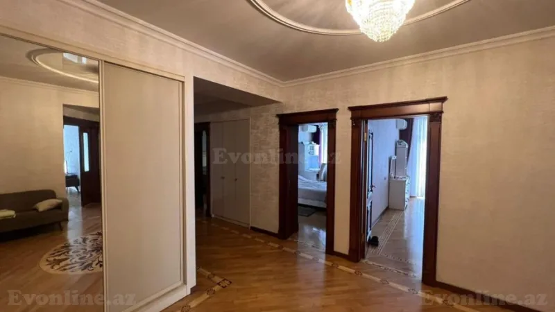 Satılır 4 otaqlı Mənzil Yeni tikili 192 m² 28 May m. - şəkil 7