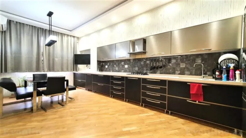 Kirayə verilir 3 otaqlı Mənzil Yeni tikili 125 m² 28 May m. - şəkil 5