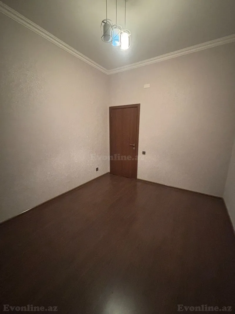 4 otaqlı Mənzil 111 m² Yeni Yasamal Satılır