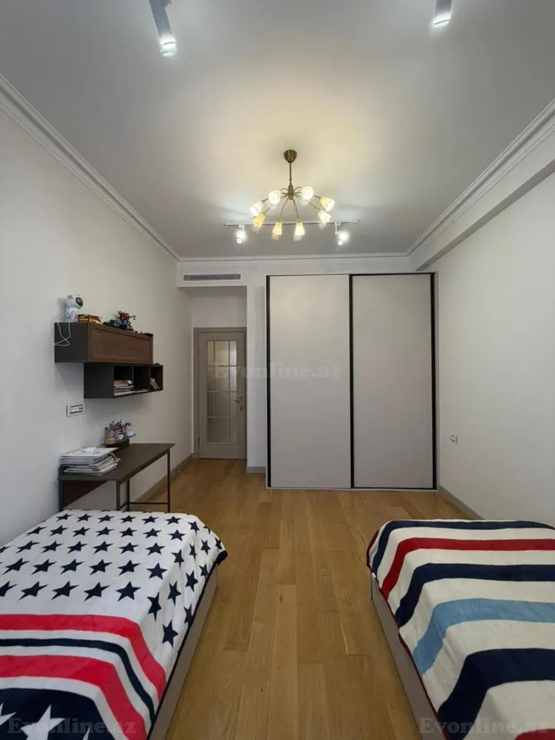 Satılır 3 otaqlı Mənzil Yeni tikili 130 m² Nəsimi r. - şəkil 10