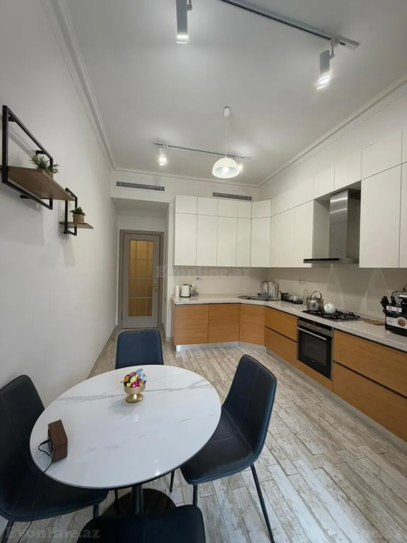 Satılır 3 otaqlı Mənzil Yeni tikili 130 m² Nəsimi r. - şəkil 11