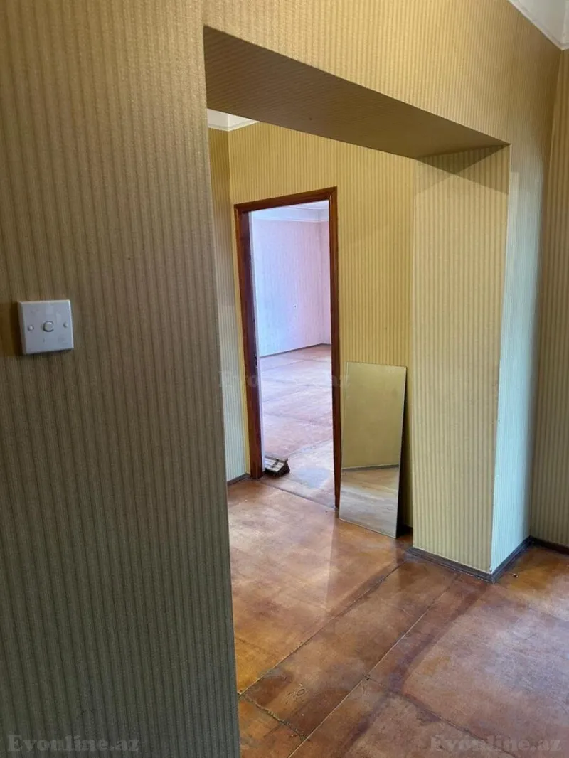 Satılır 4 otaqlı Mənzil Köhnə tikili 130 m² Sabunçu r. - şəkil 18