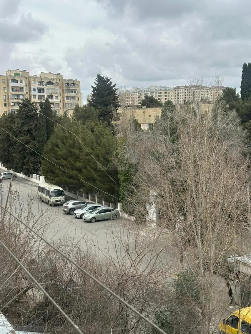 Satılır 4 otaqlı Mənzil Köhnə tikili 130 m² Sabunçu r. - şəkil 24