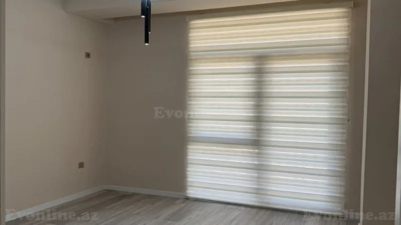 Satılır 3 otaqlı Mənzil Yeni tikili 105 m² 8 Noyabr m. - şəkil 3