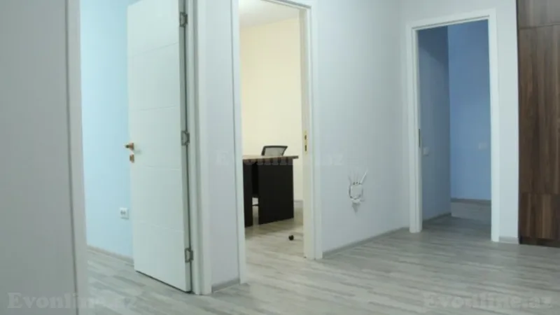 Kirayə verilir Ofis 177 m² 8 Noyabr m. - şəkil 12