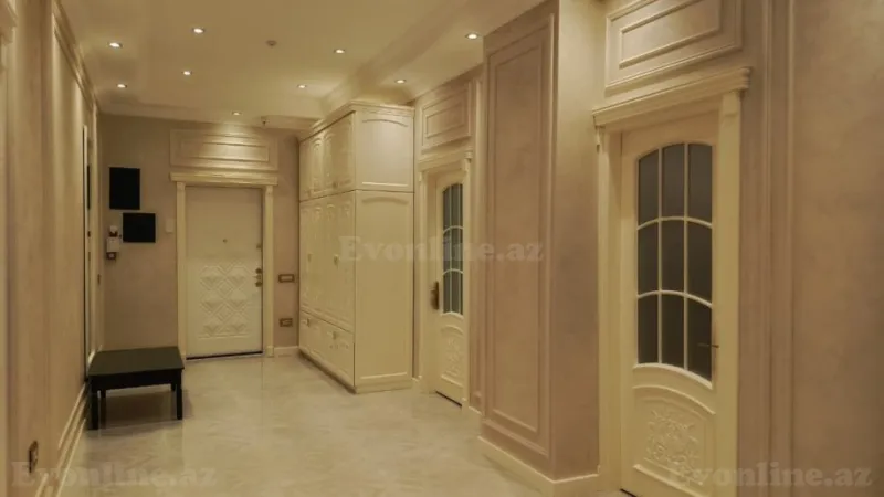 Kirayə verilir 3 otaqlı Mənzil Yeni tikili 170 m² Nərimanov r. - şəkil 14