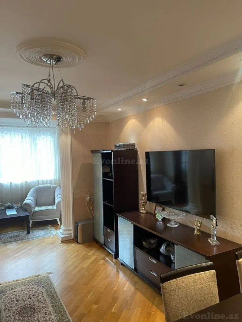 Satılır 3 otaqlı Mənzil Köhnə tikili 76 m² Yasamal - şəkil 12