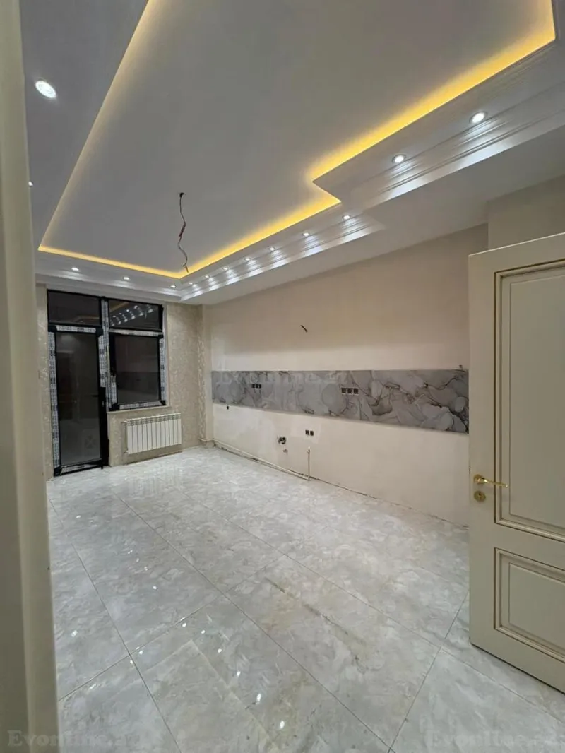 Satılır 2 otaqlı Mənzil Yeni tikili 75 m² Nəsimi r. - şəkil 4