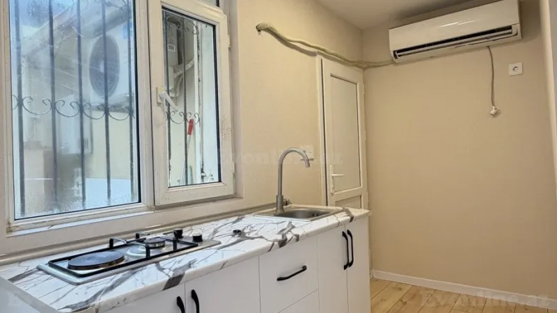 Satılır 1 otaqlı Mənzil Köhnə tikili 27 m² Sahil m. - şəkil 4