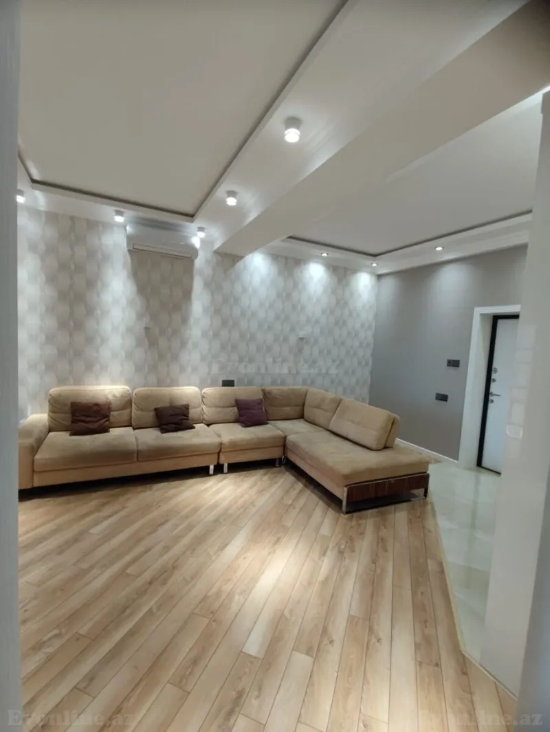 Satılır 3 otaqlı Mənzil Yeni tikili 95 m² Qara Qarayev m. - şəkil 2