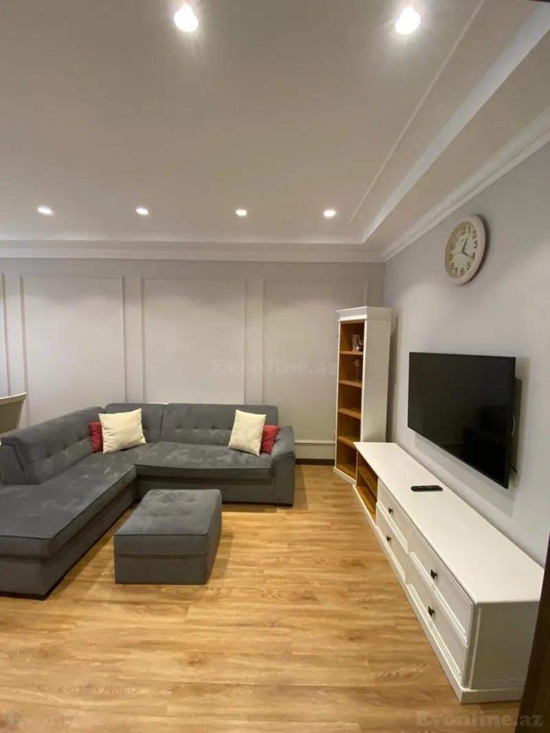 Kirayə verilir 2 otaqlı Mənzil Yeni tikili 70 m² Səbail r. - şəkil 3